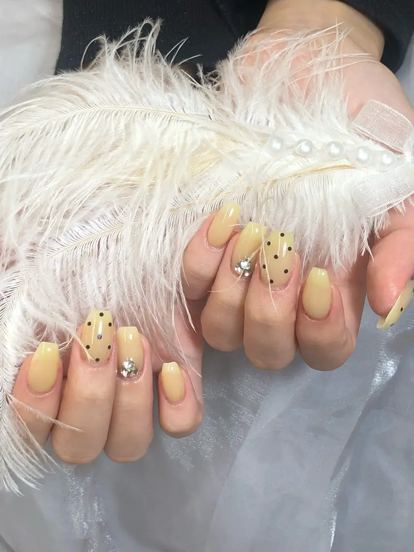 ネイル ハンドネイル Glow Minamiのネイルデザイン