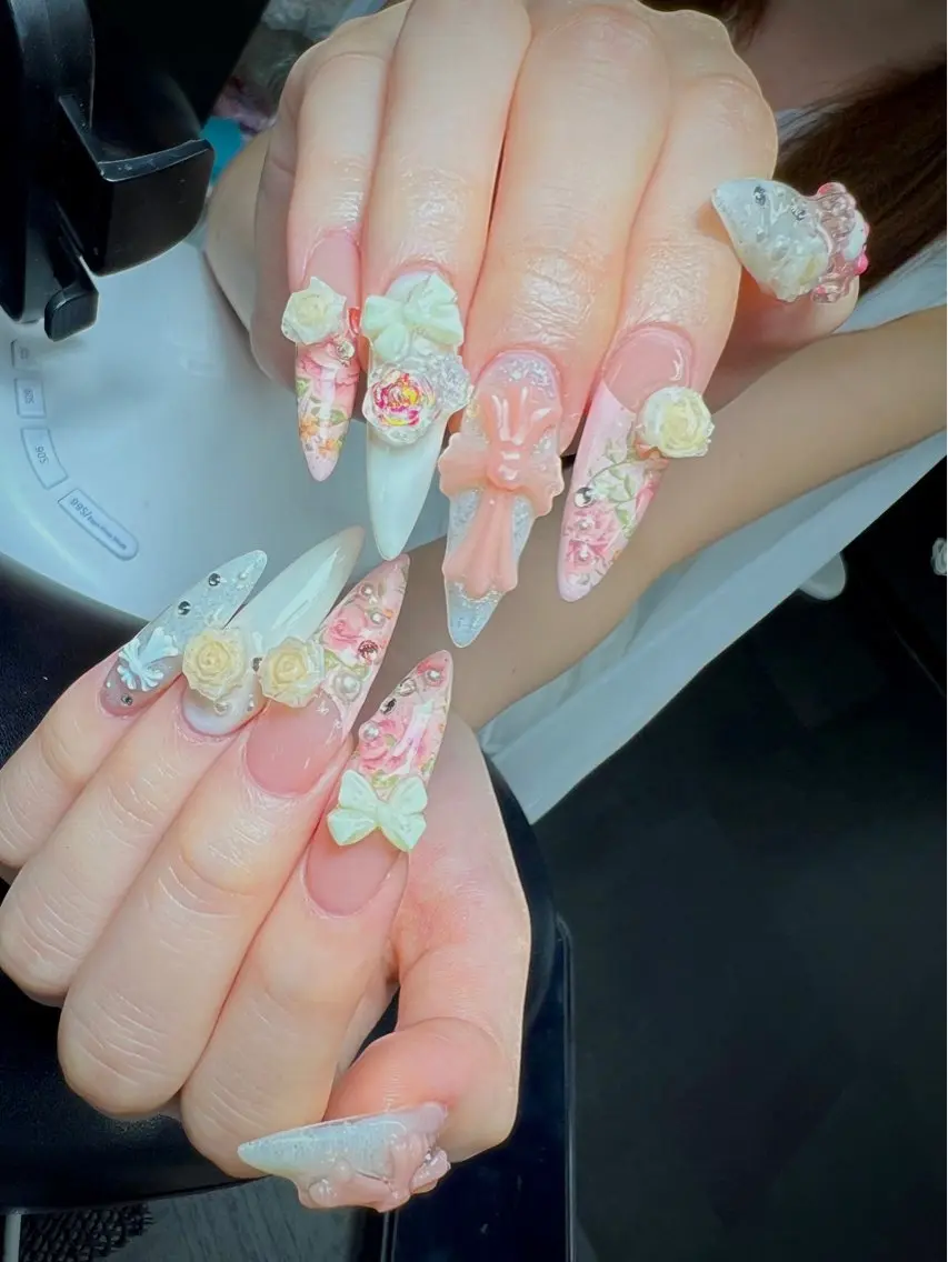 ネイル ハンドネイル Emiii Ana.chuoのネイルデザイン