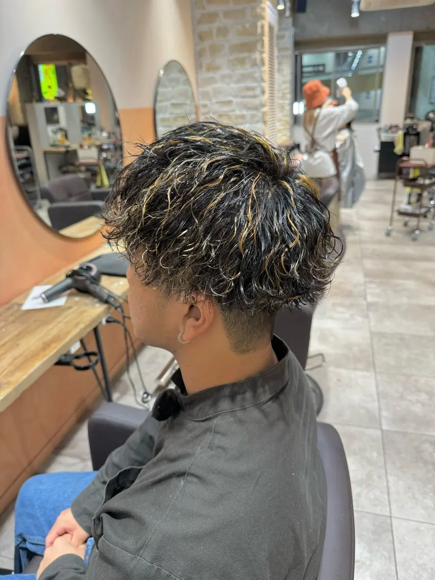 メンズ カット ヘアカラー パーマ メンズ特化 TAKUYAのヘアスタイル