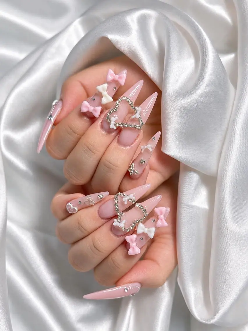 ネイル ハンドネイル LEELA NAIL STUDIOのネイルデザイン