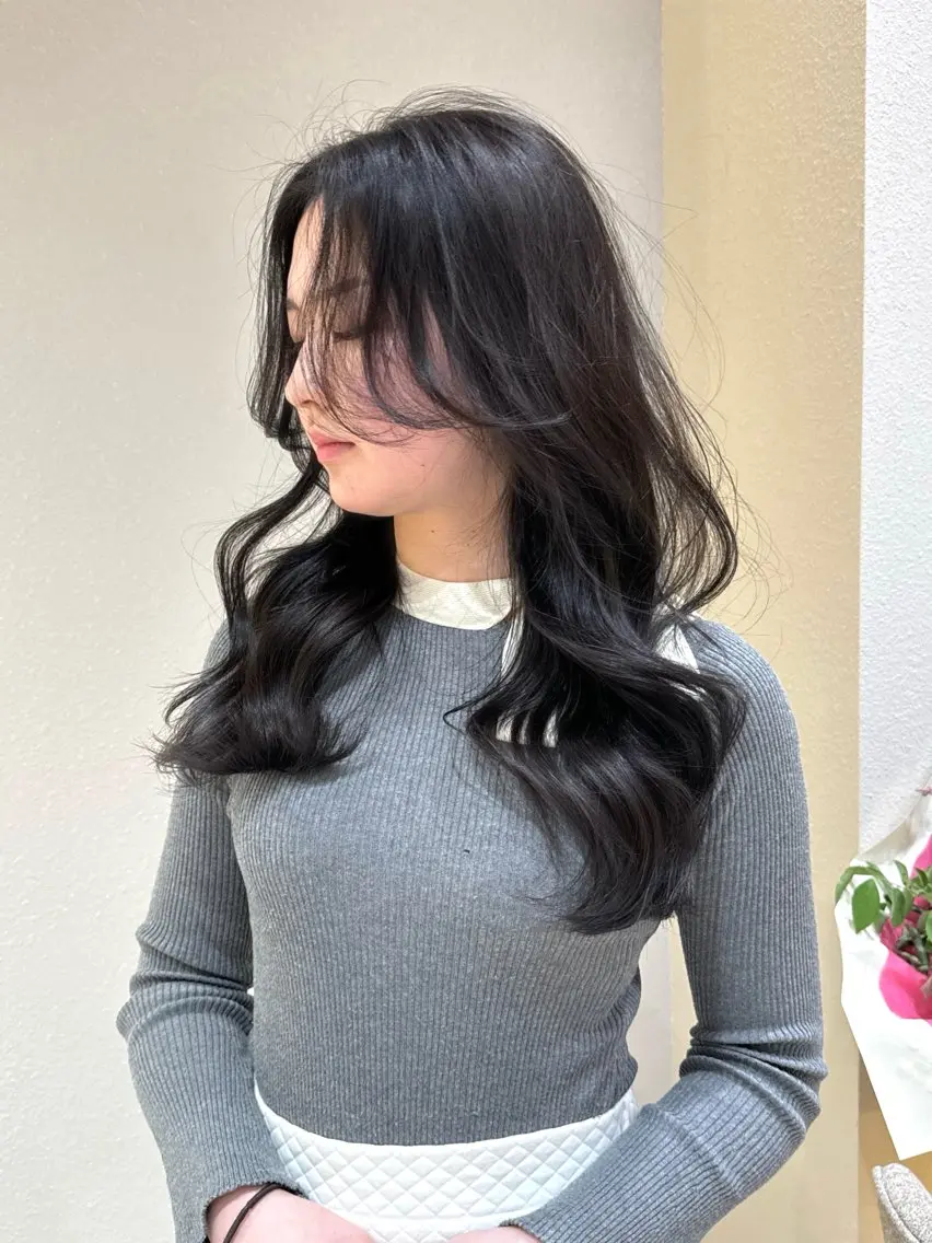ロング カット ヘアカラー トリートメント 🩵縮毛矯正・ボブ 岩原朋也🩵のヘアスタイル