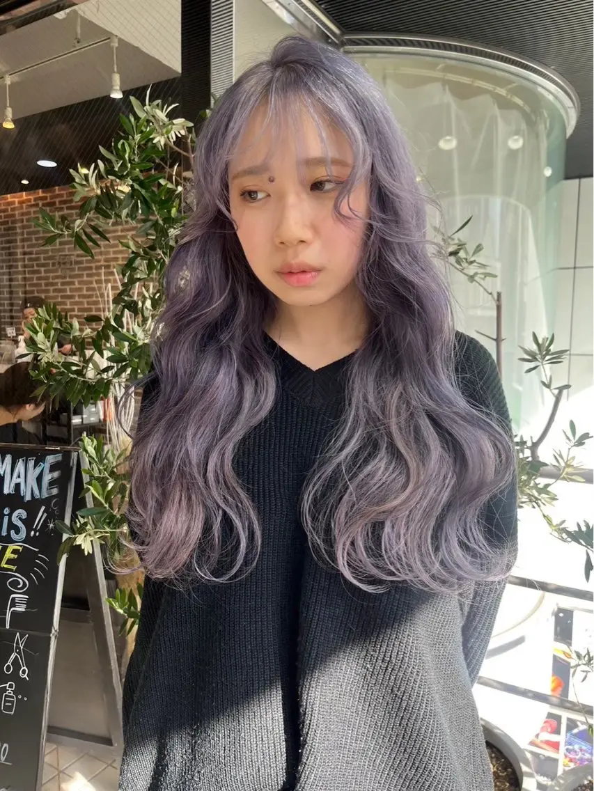 カラー ベージュカラー ブリーチ ケアブリーチ ダブルカラー イヤリングカラー ヘアカラー レア🪐✨/ ZEST bis🌙のヘアスタイル