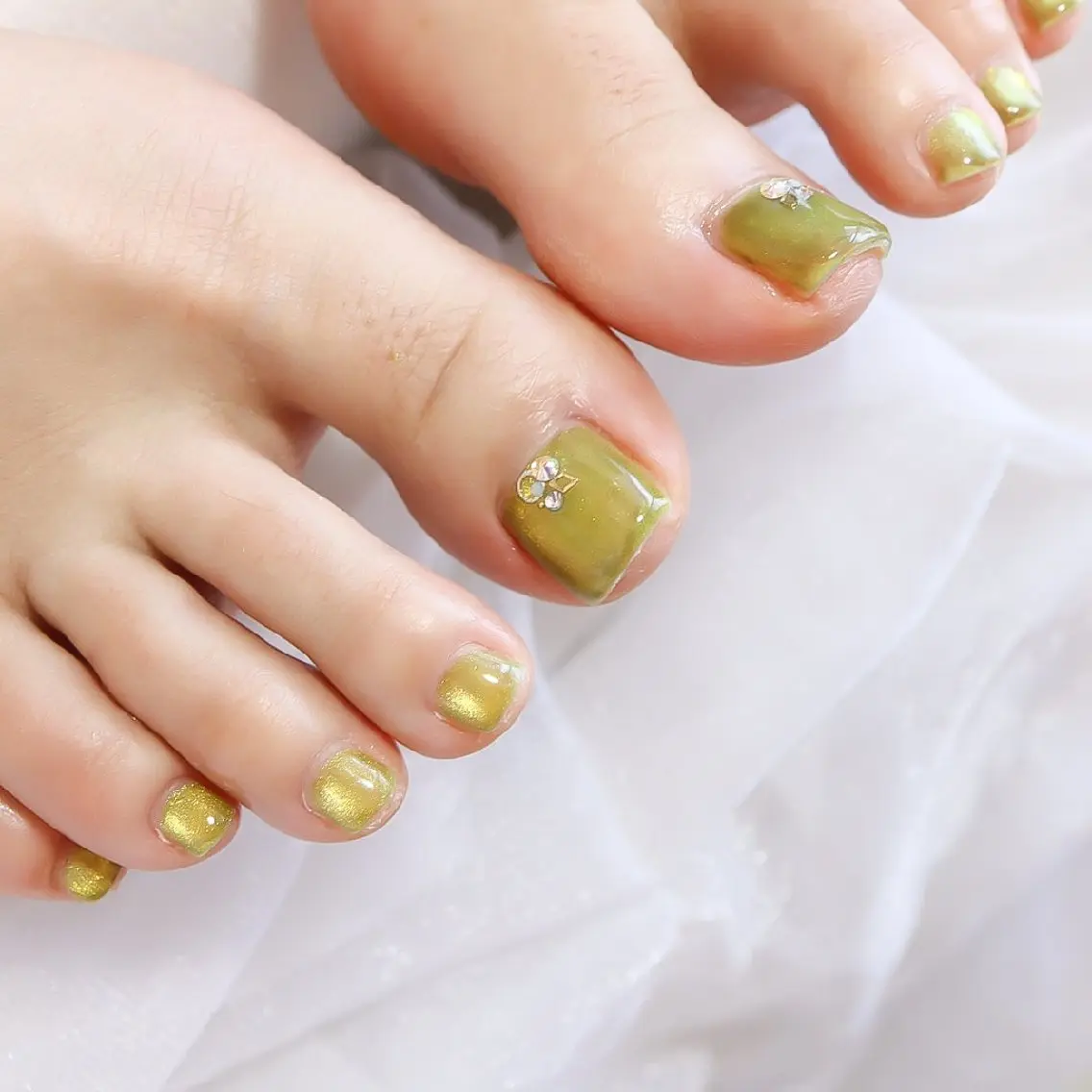 ネイル マグネットネイル フットネイル COVO  nailsalonのネイルデザイン