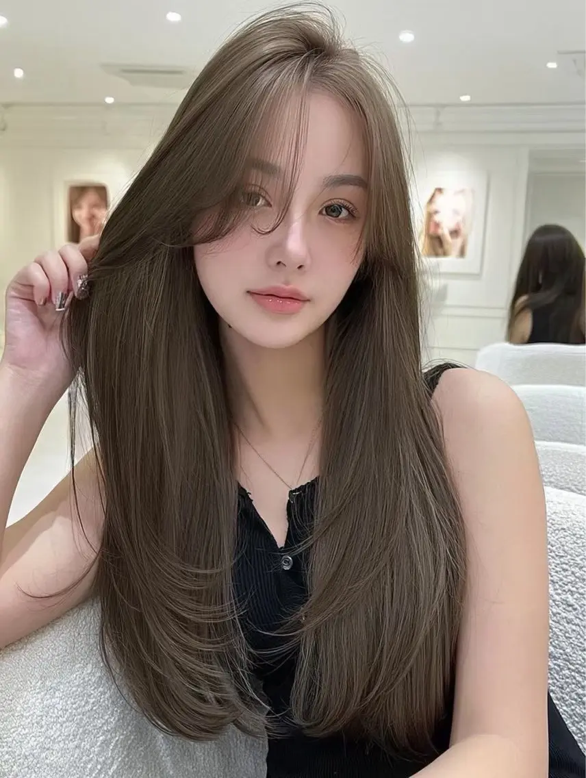 ロング カラー FOCUSJAPAN 艶カラー/カット🖤のヘアスタイル
