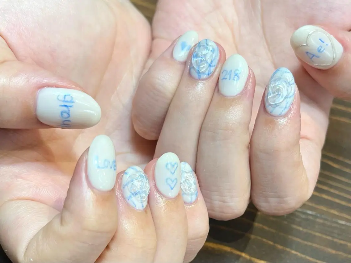 ネイル アートネイル ジェルネイル ニュアンスネイル オフィスネイル シンプルネイル ハンドネイル kinjo yuaのネイルデザイン
