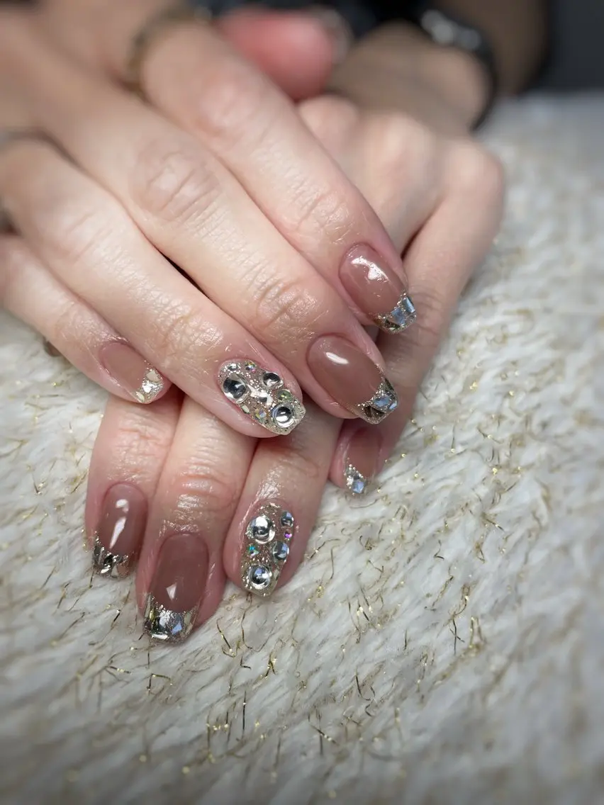 ネイル フレンチネイル ガラスフレンチ ストーンネイル ハンドネイル nail ayacaのネイルデザイン