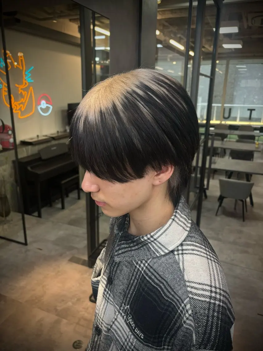 ショート カラー メンズ 元地雷系美容師🫶 RYUSEI🐈⬛のヘアスタイル