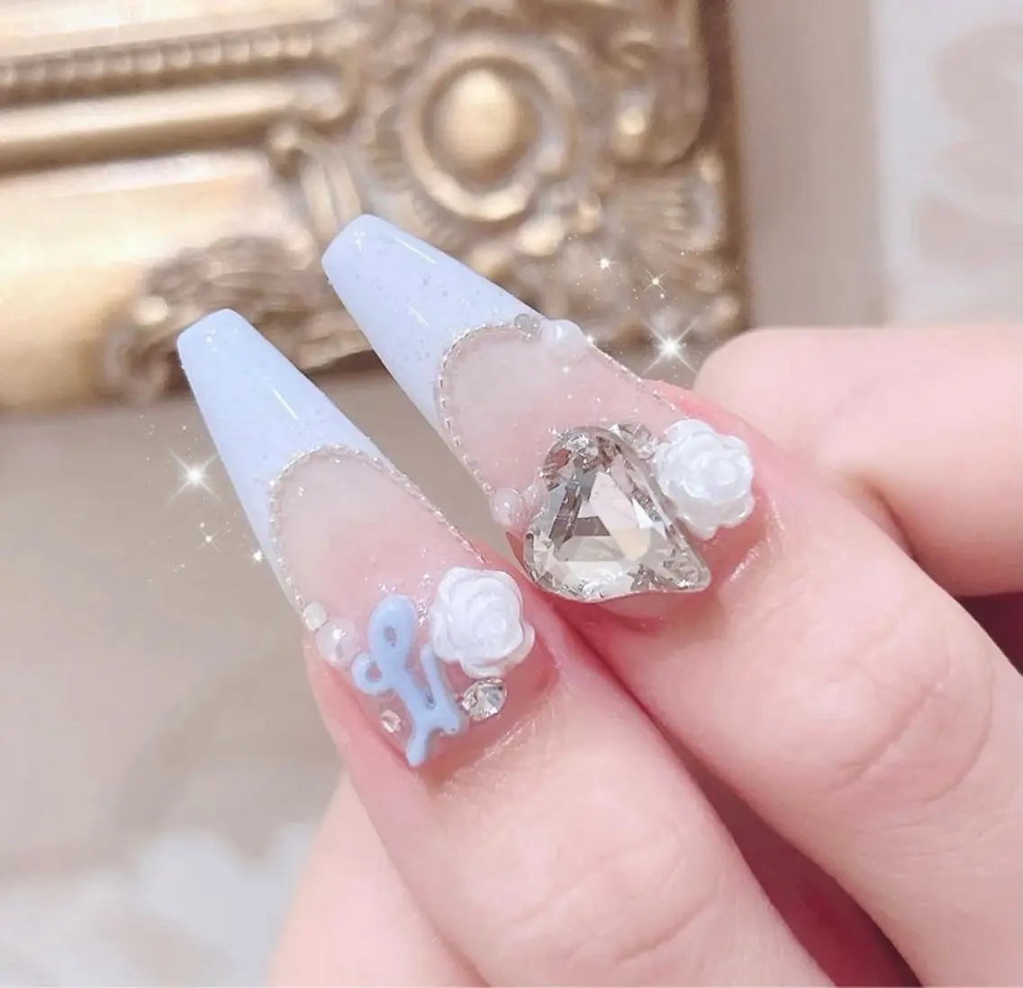 ネイル フレンチネイル ジェルネイル ガラスフレンチ ハロウィン ハート ハンドネイル H.baby Nail Salonのネイルデザイン