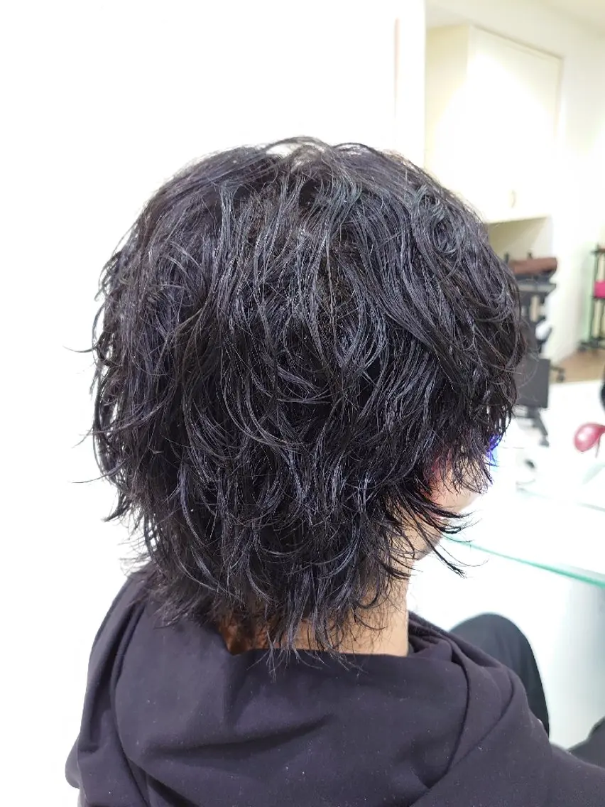 ミディアム ヘアアレンジ メンズ ミディアムパーマ メンズパーマ メンズウルフカット ウルフカット 🐺デザインウルフ / 一ノ瀬 凌🐺のヘアスタイル
