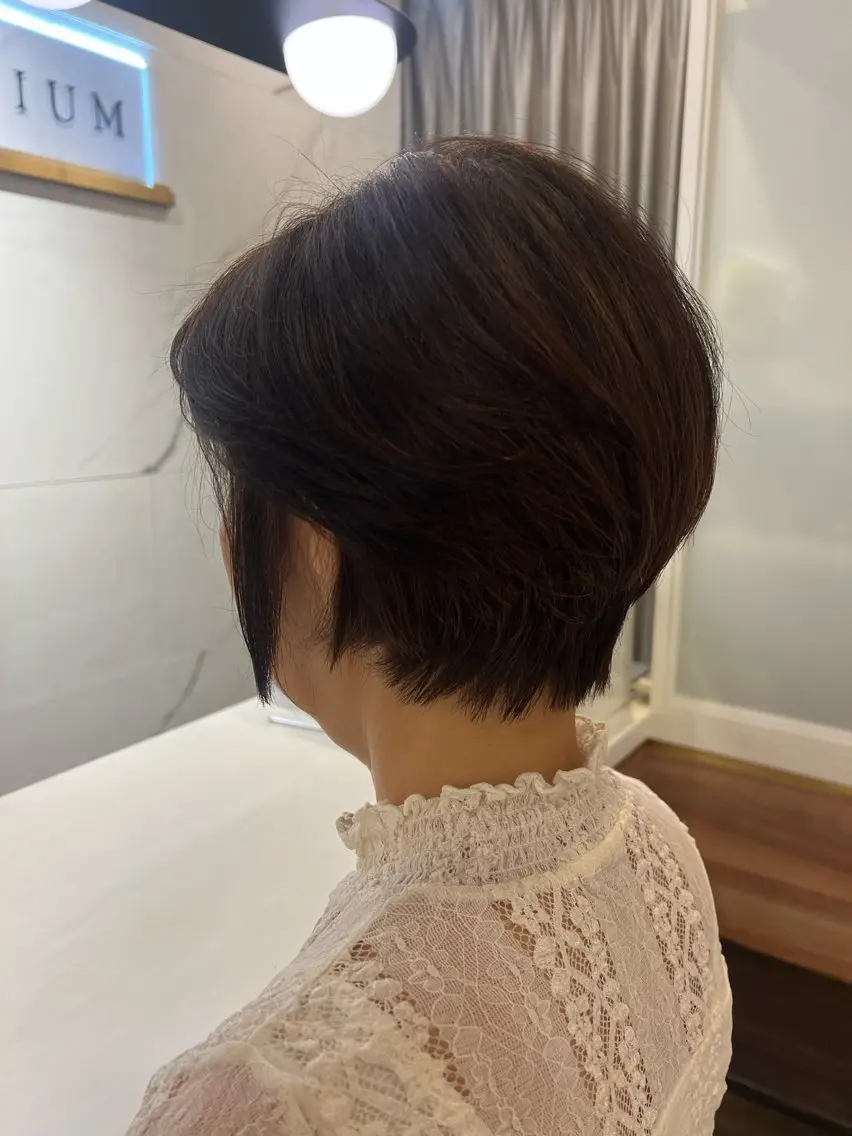 ショート 村中 逸紀のヘアスタイル