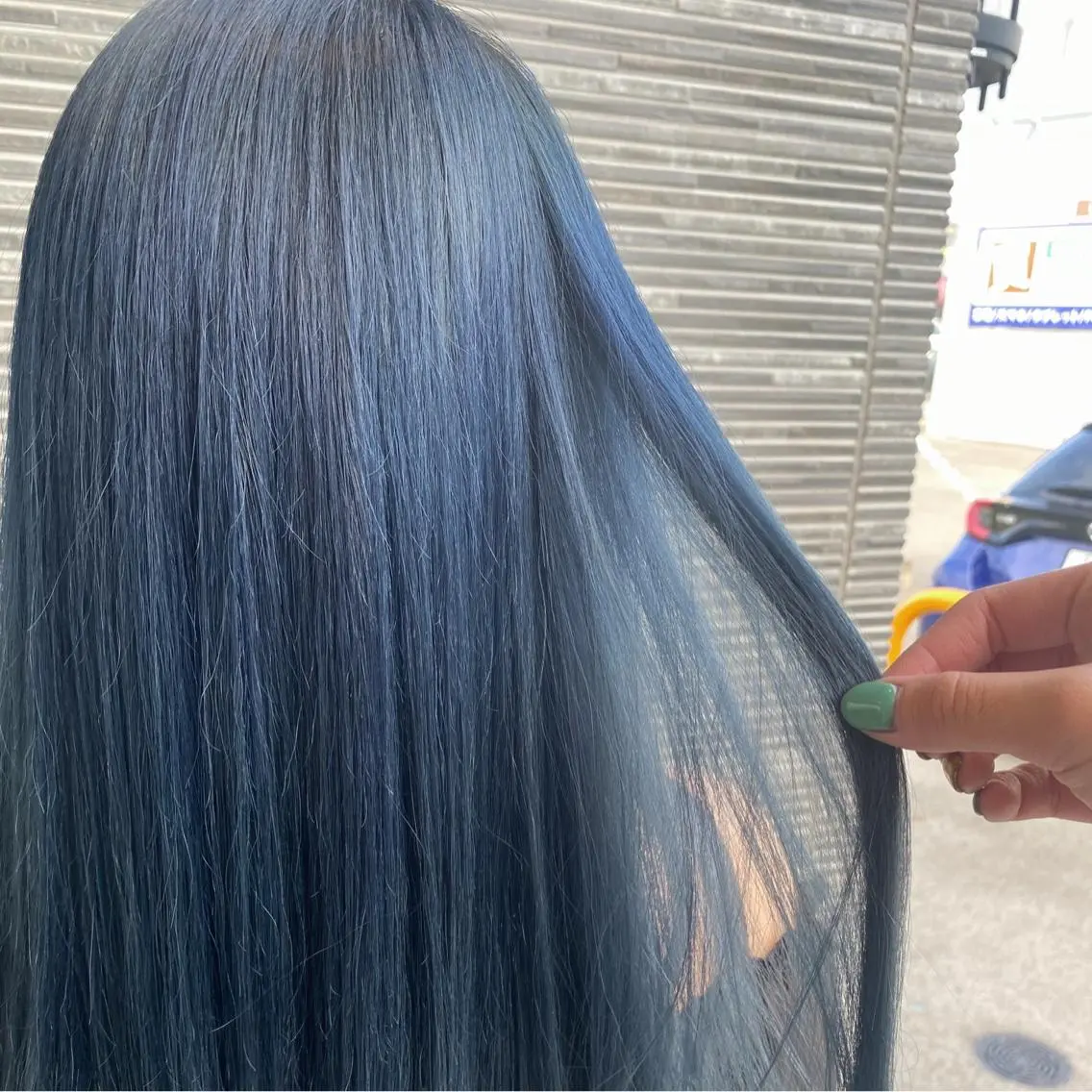 ロング カラー アッシュ アッシュグレー 透明感カラー 天羅のヘアスタイル