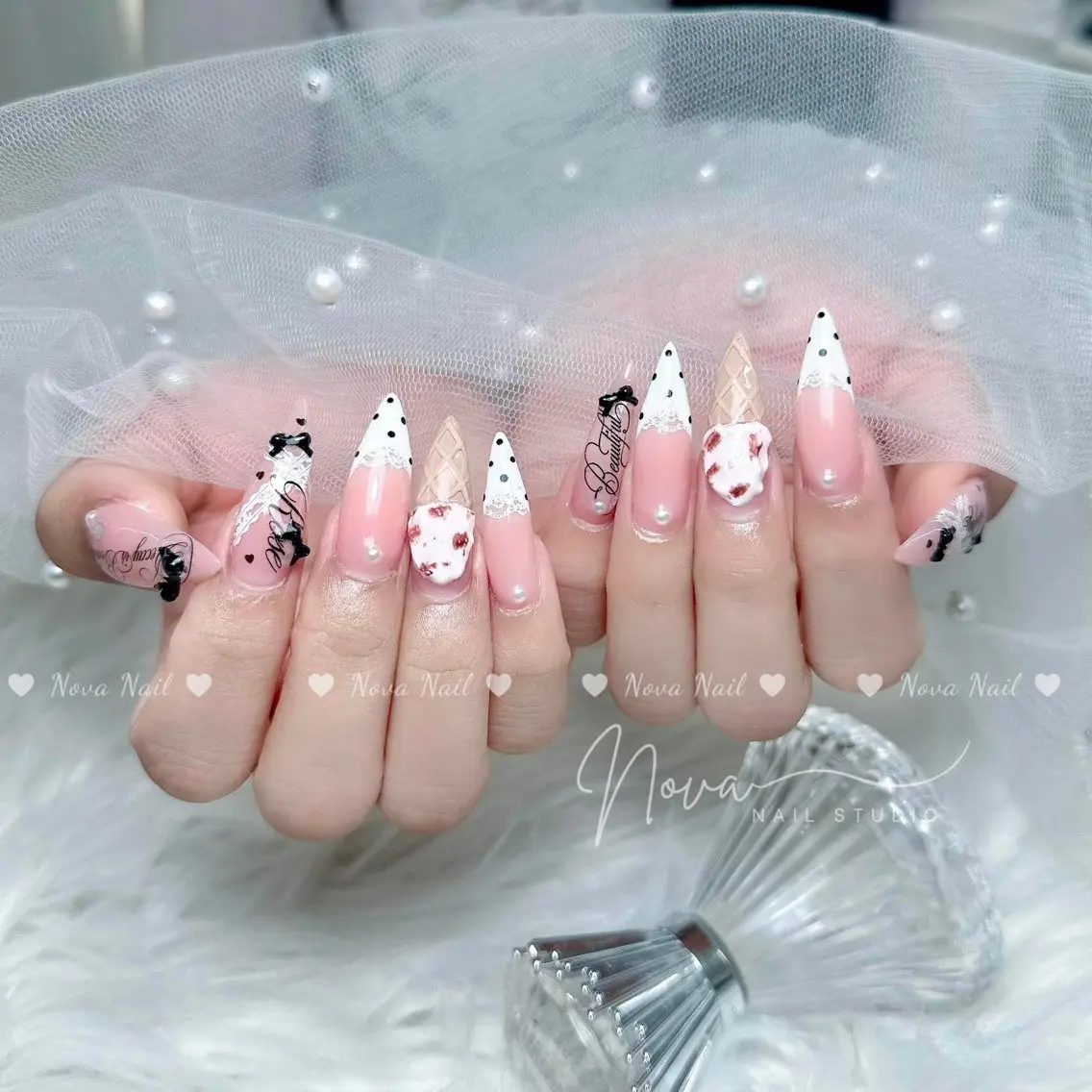 ネイル ハンドネイル ハンドケア Kitty Nail Novaのネイルデザイン
