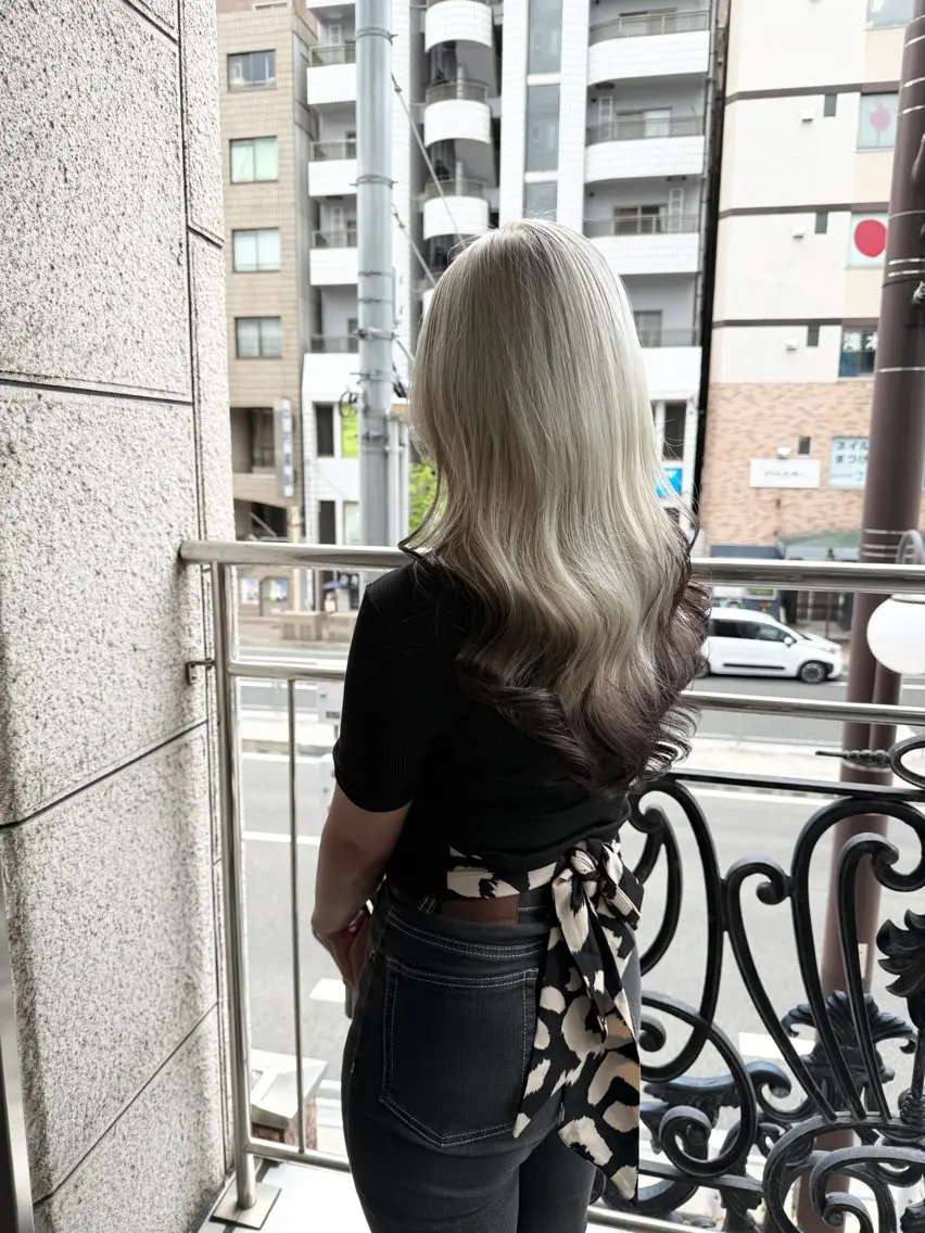 カラー 黒髪 ブリーチ 透明感カラー デザインカラー ハイトーンカラー カット ヘアカラー ✨韓国風ブリーチ✨ 髪質改善✨ミヤタのヘアスタイル