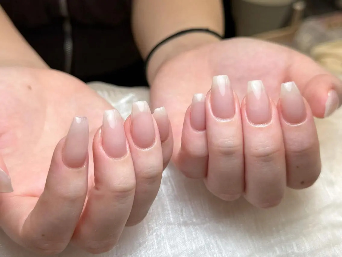 ネイル フレンチネイル ジェルネイル ガーリー 韓国ネイル ロングネイル ハンドネイル NieNail Nezukoのネイルデザイン