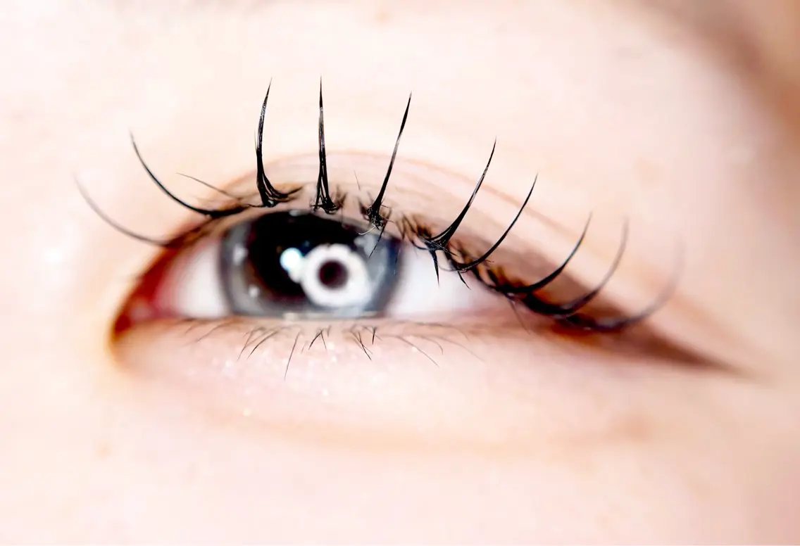 フラットラッシュ80本🦋の写真