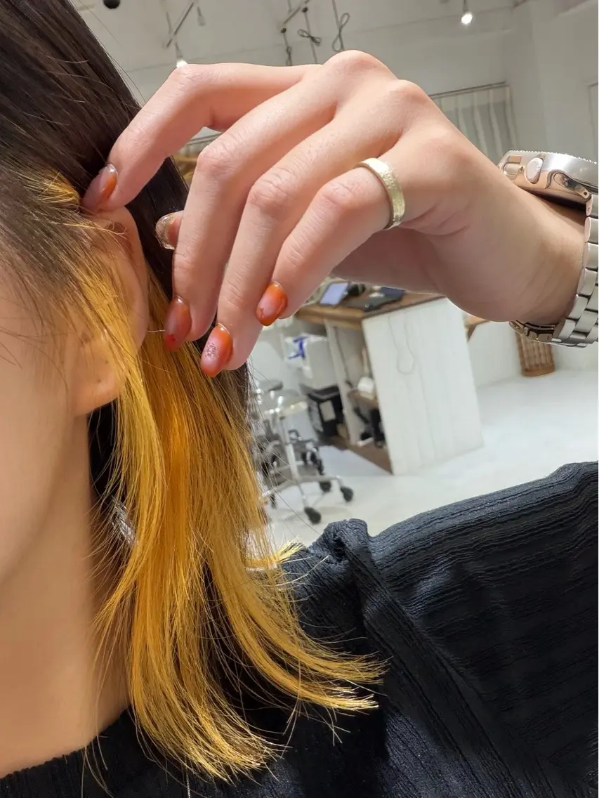 カラー 中溝 トシミのヘアスタイル