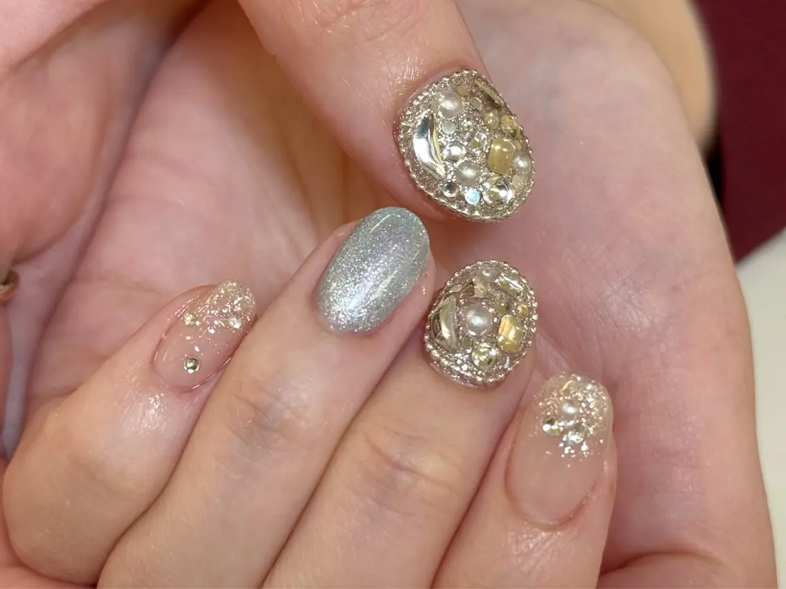 ネイル チークネイル フレンチネイル 韓国ネイル マグネットネイル 持ち込み LINEA.nail Kozueのネイルデザイン