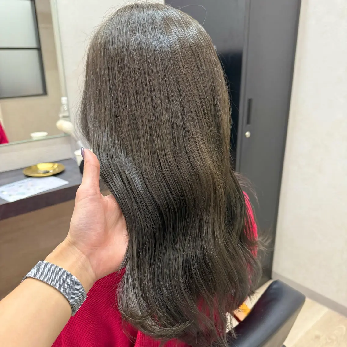 セミロング カラー ブリーチ カット ヘアカラー トリートメント 有田裕真 【ブリーチカラー】のヘアスタイル