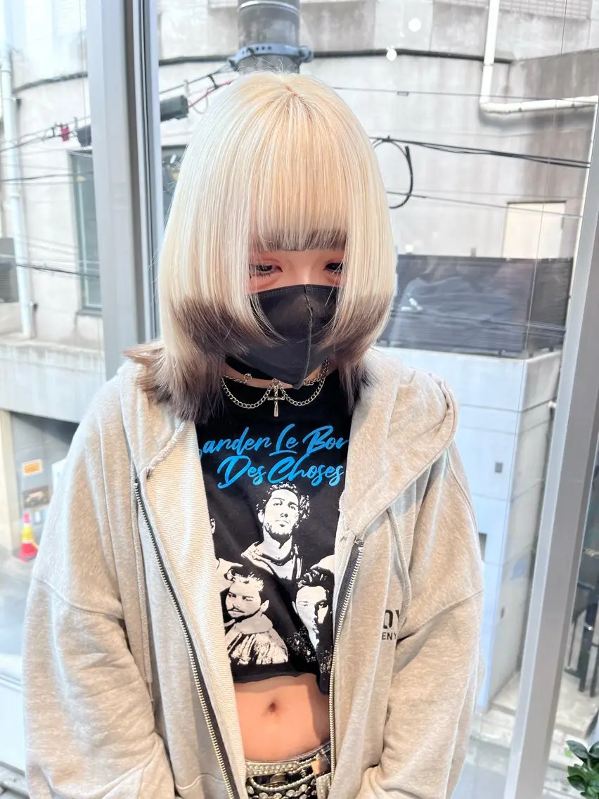 ショート カラー カット ヘアカラー トリートメント ヘアセット 💜ハイトーン💛 マジカルかいちゃんのヘアスタイル