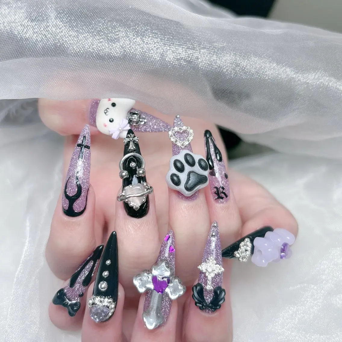 ネイル 成人式 ジェルネイル ロングネイル マグネットネイル ミディアムネイル ハンドネイル MoMoA Nail ネイル長さ出し専門店のネイルデザイン