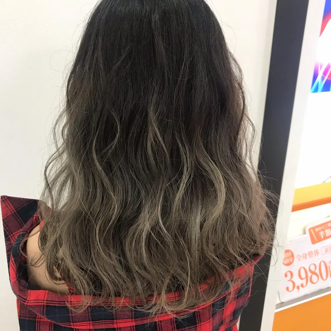ロング カラー グラデーションカラー メンズ縮毛矯正 ニュアンスパーマのヘアスタイル