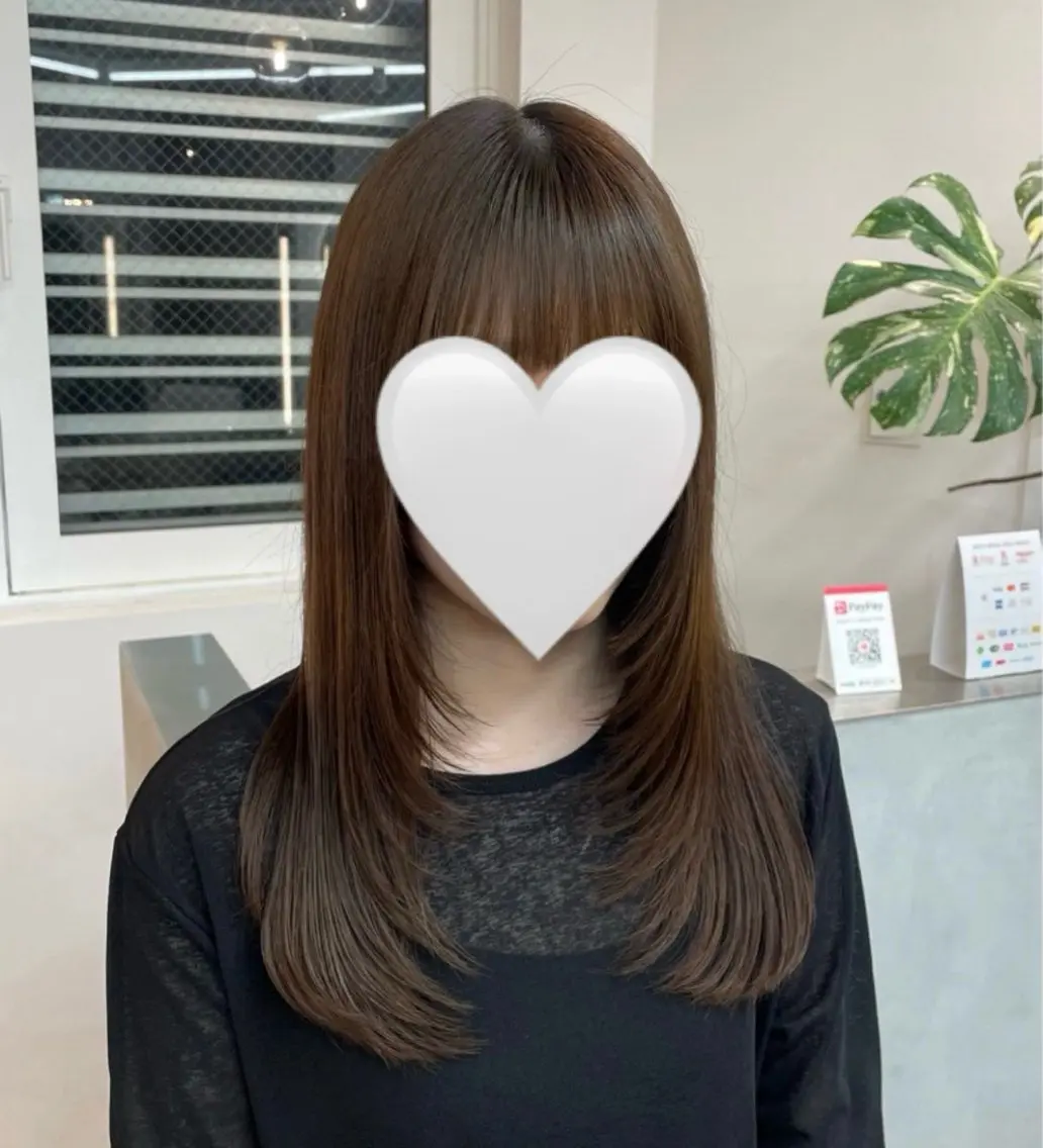 カット　(レイヤー) 金曜10時​〜​、平日20時​〜​のみの写真