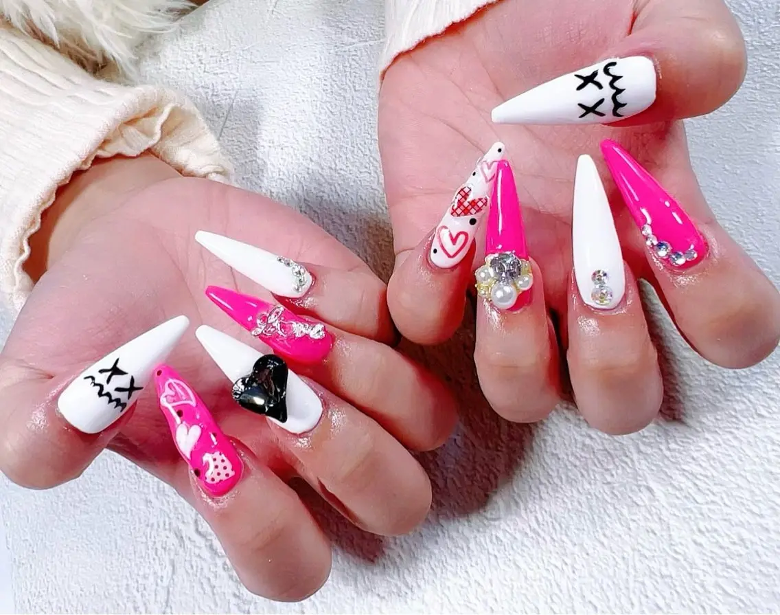 ネイル ハンドネイル ハンドケア ネイルサロン ロア旧ジョリーのネイルデザイン