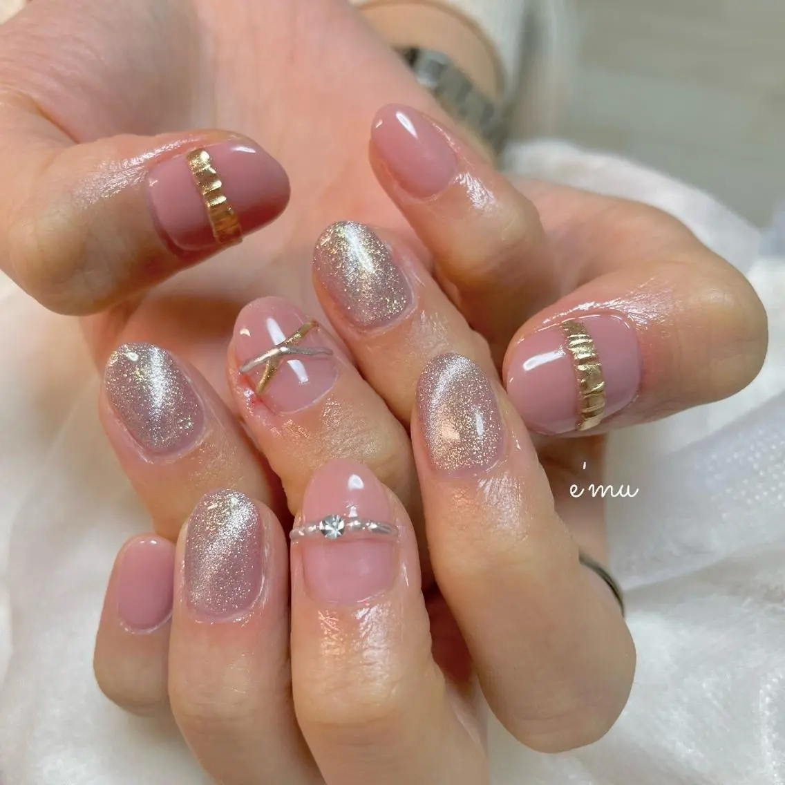 ネイル マグネットネイル nail salon e'mu💐のネイルデザイン