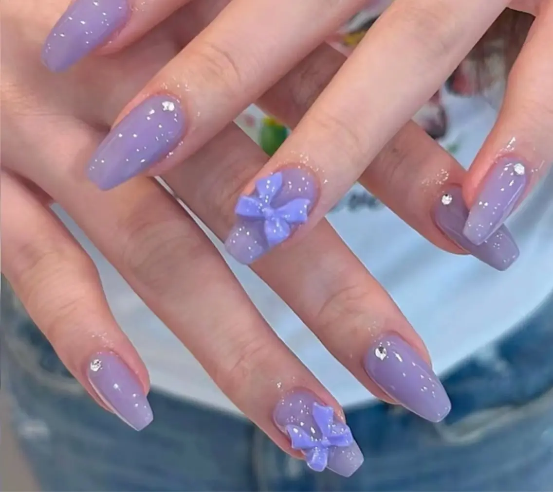 ネイル フレンチネイル グラデーション キラキラネイル 韓国ネイル マグネットネイル ハンドネイル 🎀🎀YooLi Nail Salonのネイルデザイン