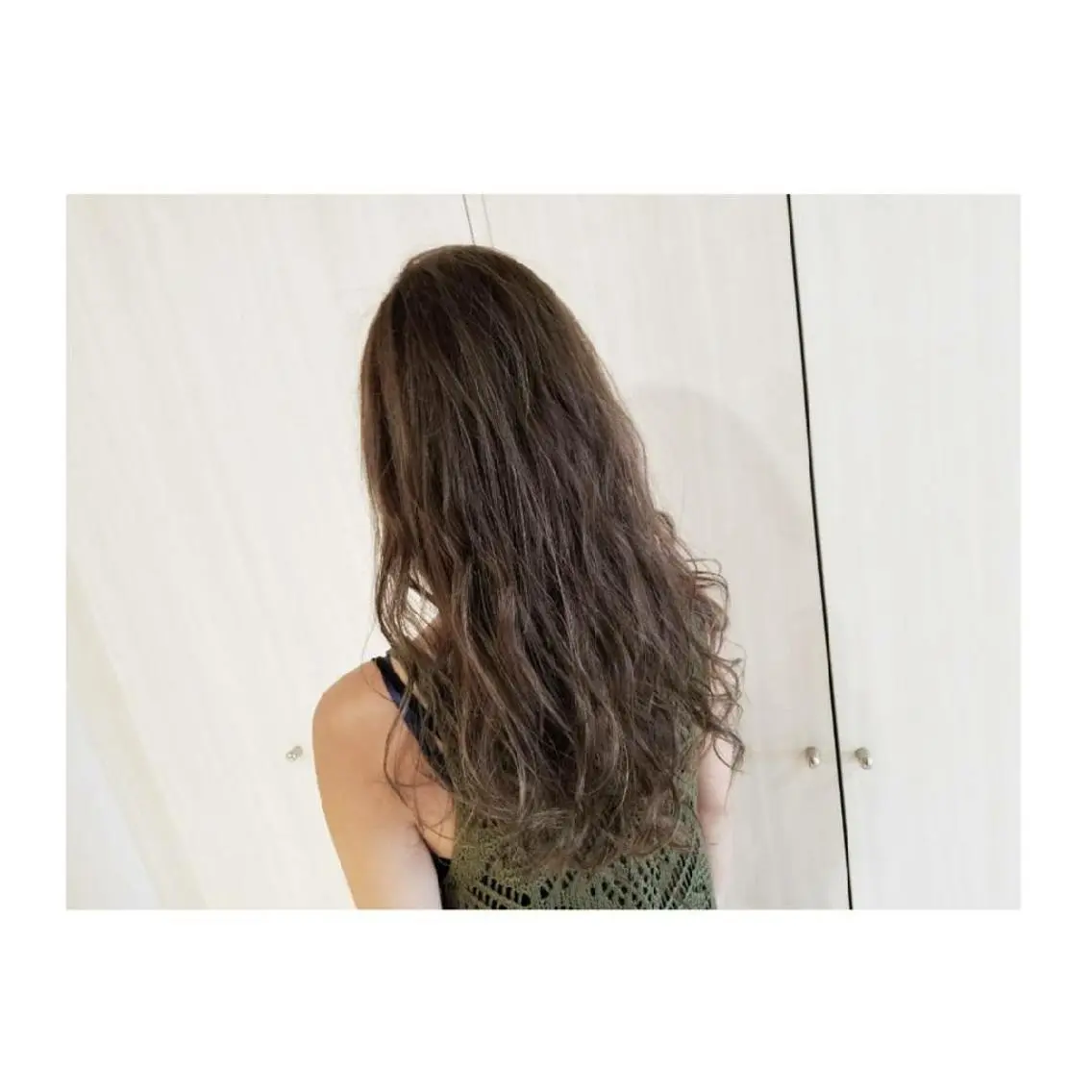 ロング カラー アッシュ ダークアッシュ Luana 矢場町のヘアスタイル
