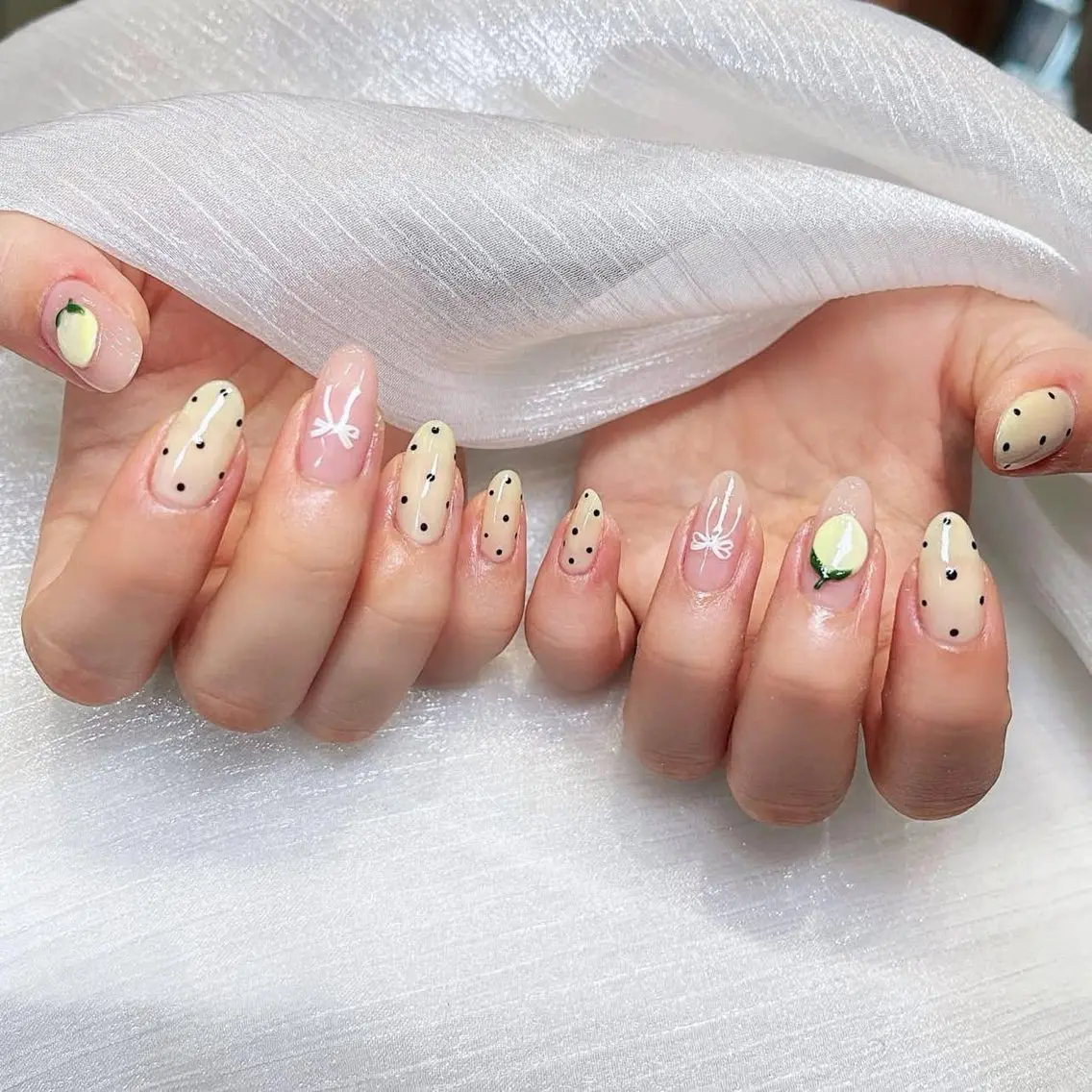 カラー ハンドネイル RUBY NAIL SPAのネイルデザイン