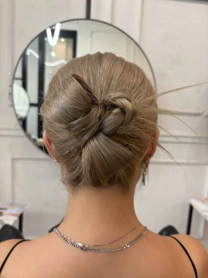 ロング ヘアセット MaisonHALU さくらのヘアスタイル