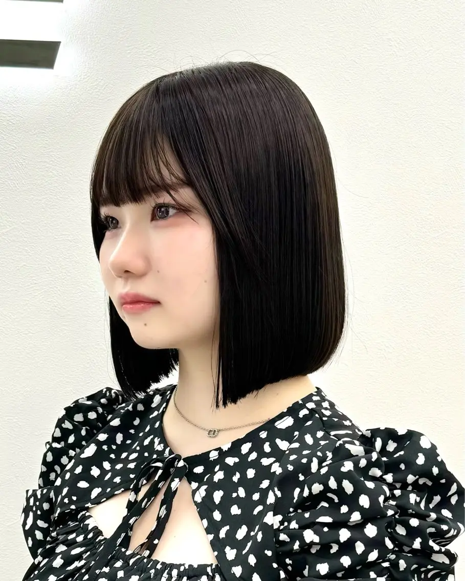 ショート カラー ヘアアレンジ カット 縮毛矯正 トリートメント ヘッドスパ ヘアセット 縮毛矯正🤍 ボブ/ HIKARIのヘアスタイル