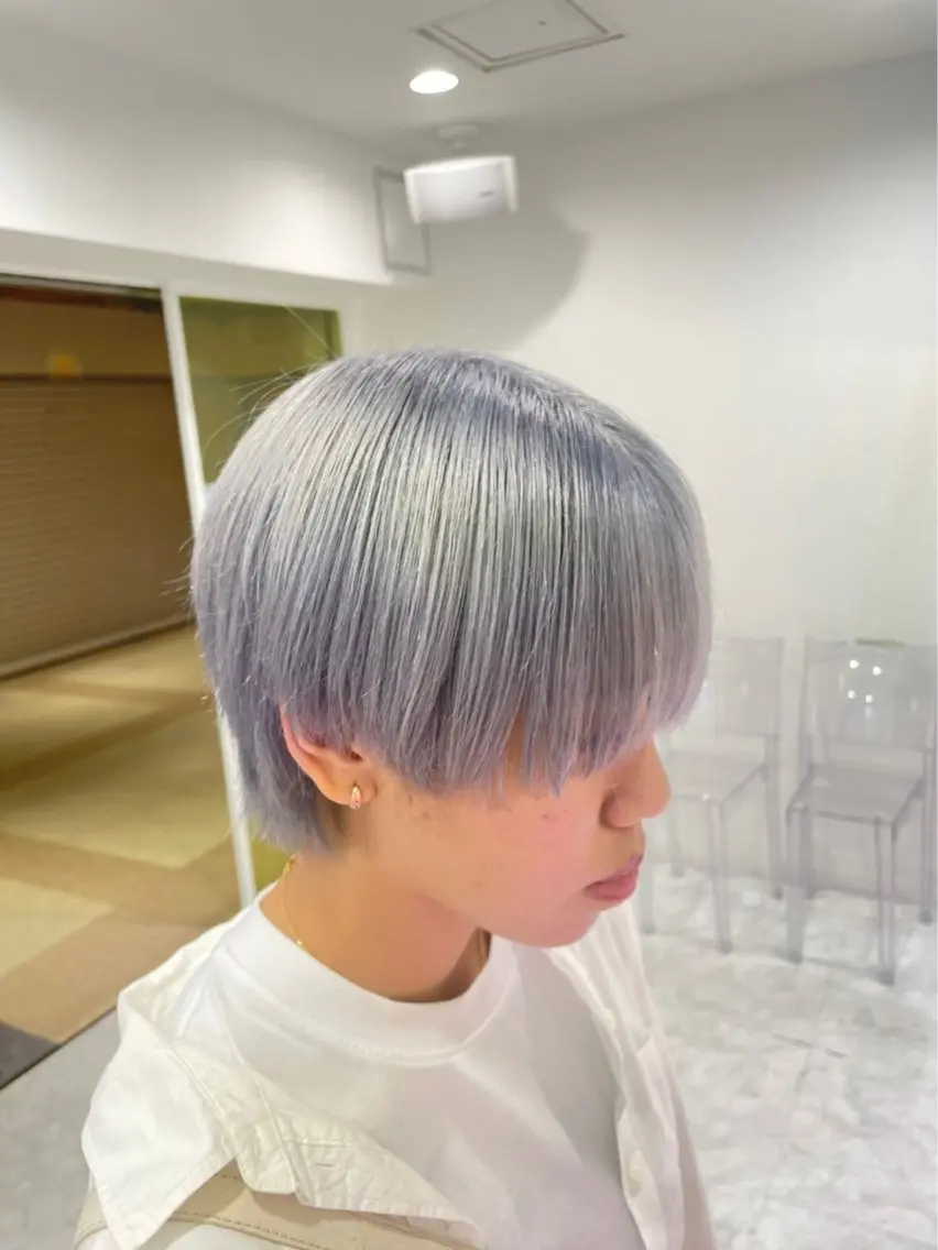 ショート カラー シルバー ホワイトシルバー 💖トレンド春夏 カラー💖FUTAのヘアスタイル