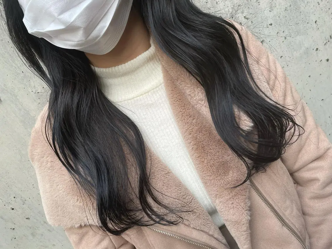 ロング カラー アッシュ ダークアッシュ 鈴木 咲輝のヘアスタイル