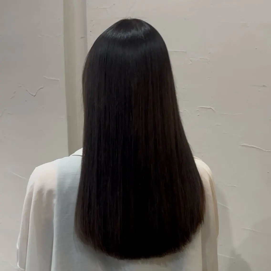 ロング 井手上 華のヘアスタイル