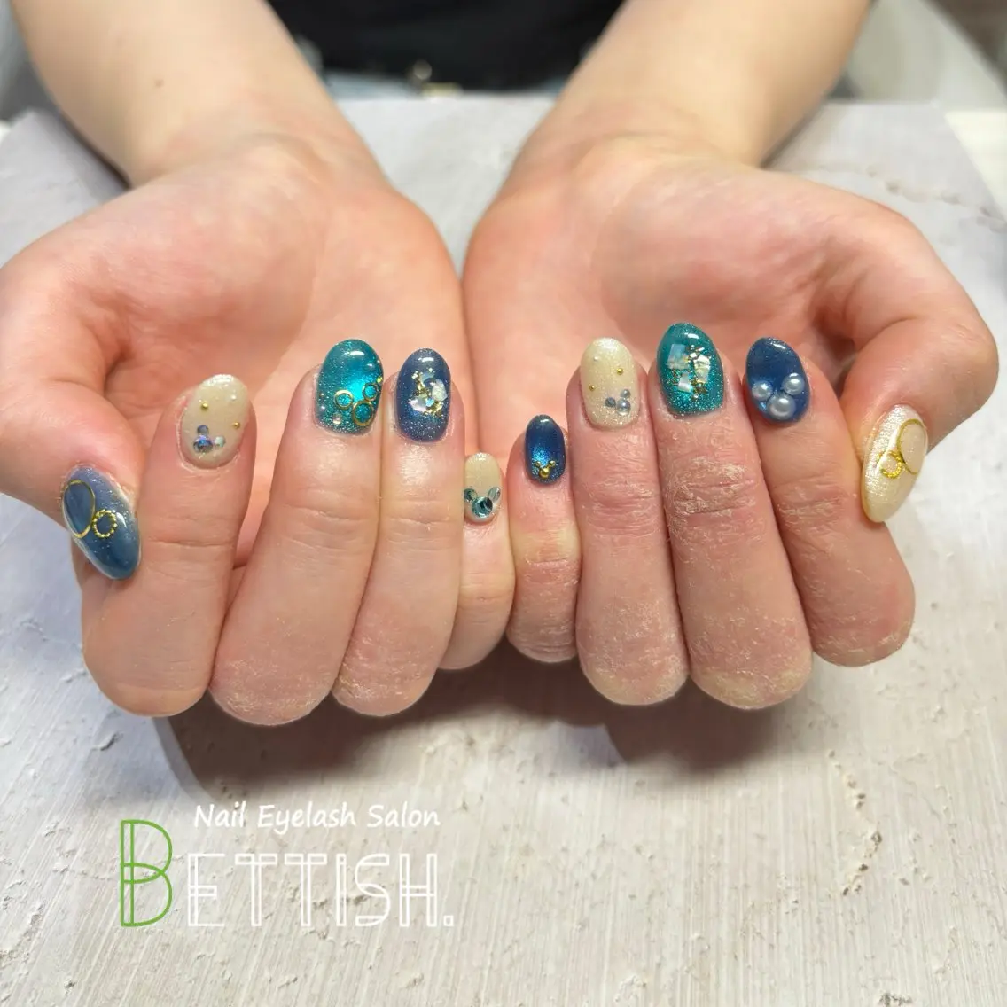 ネイル NiuShe SERIのネイルデザイン