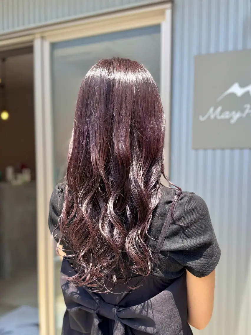 ロング カラー ベージュカラー ラベンダーカラー ラベンダーベージュ カット ヘアカラー トリートメント サイトウ ヒトミ 【メイヘア】のヘアスタイル