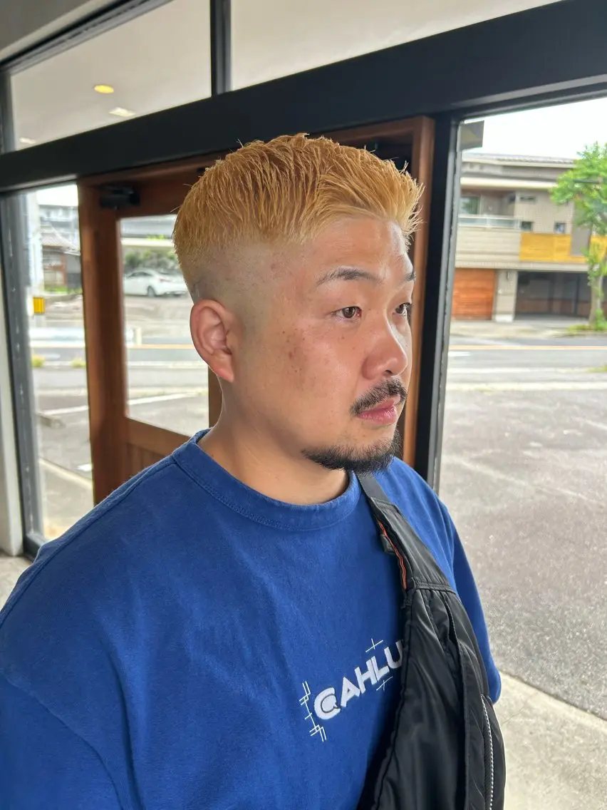 ショート カラー メンズ フェードカット グラデーションカラー レイヤーカット カット ヘアカラー トリートメント 🇺🇸メンズ特化 KYOYA💈のヘアスタイル