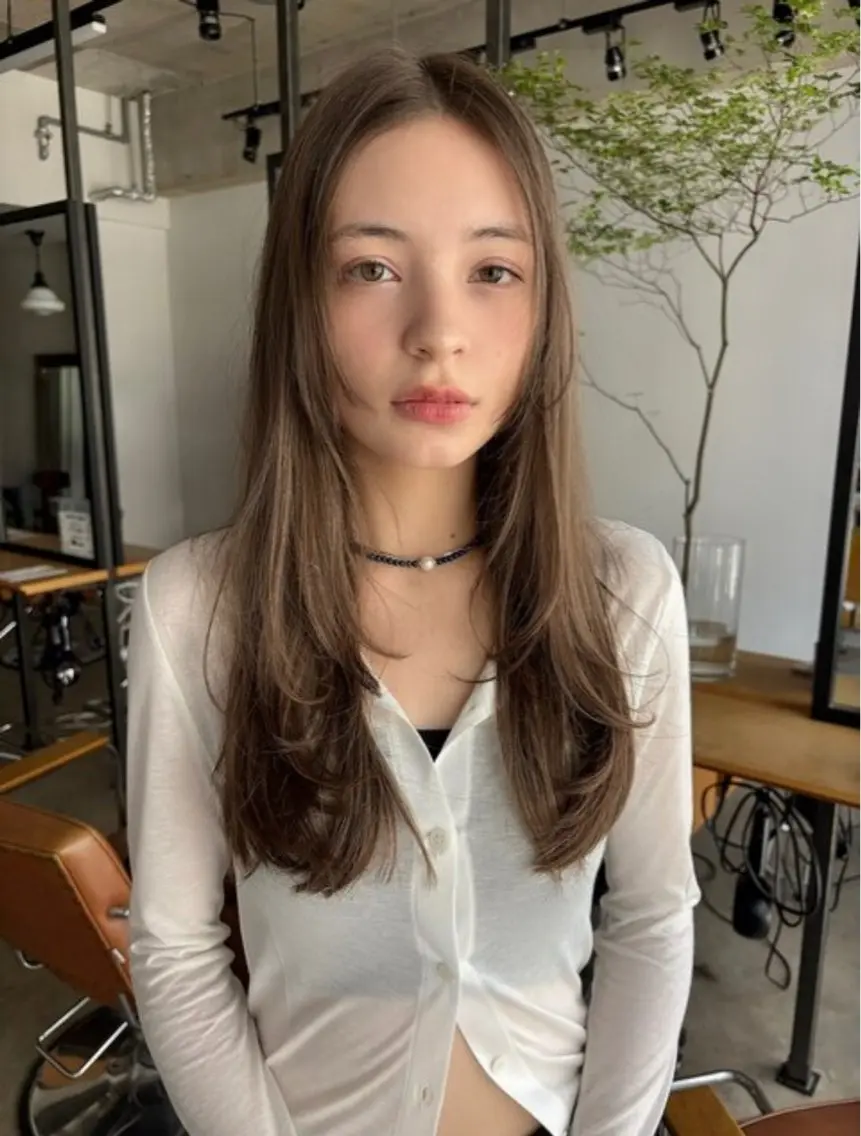 ロング 寒色❄️透明感カラー /レイヤーカット🪽のヘアスタイル