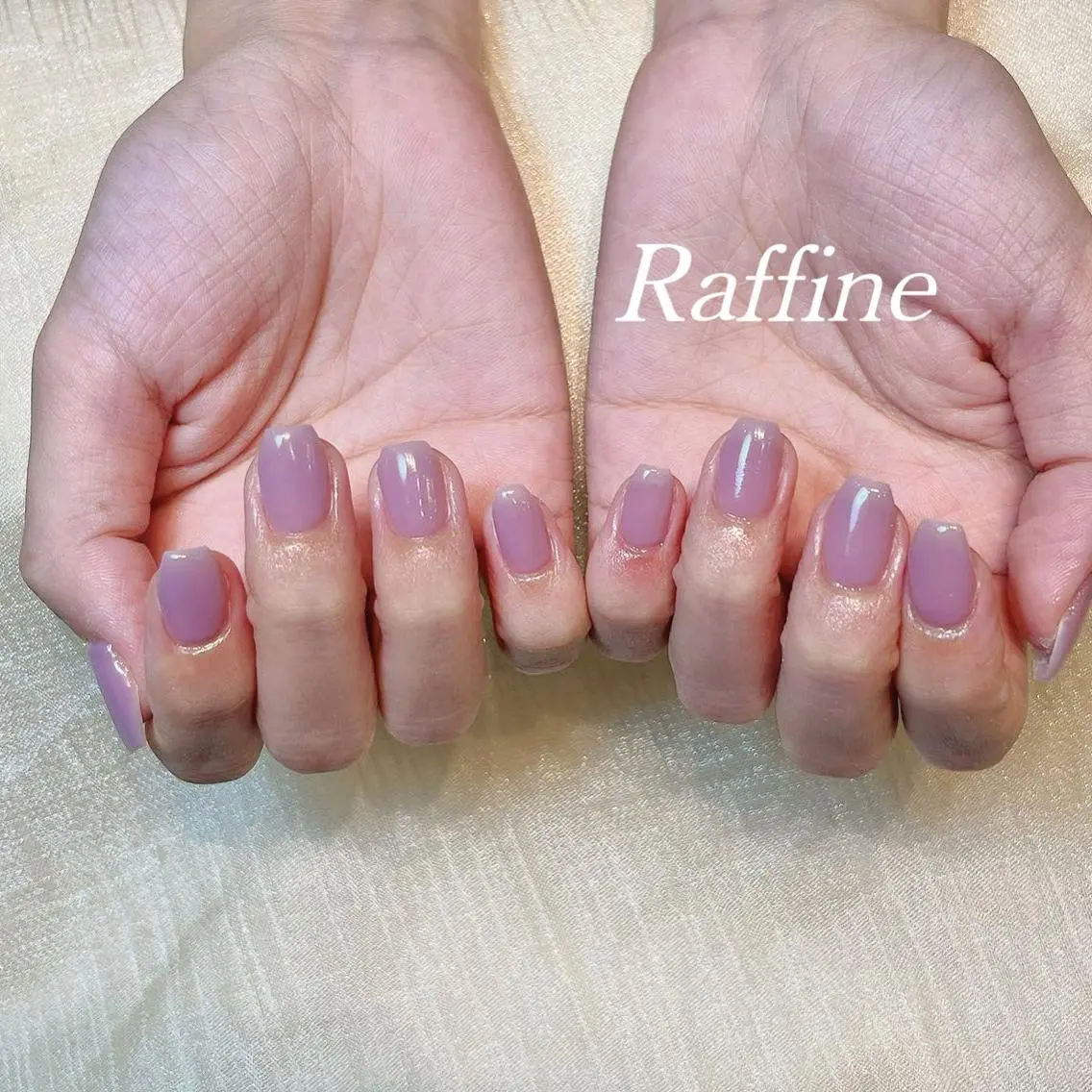 ネイル RAFFINE haru🦋🩵のネイルデザイン