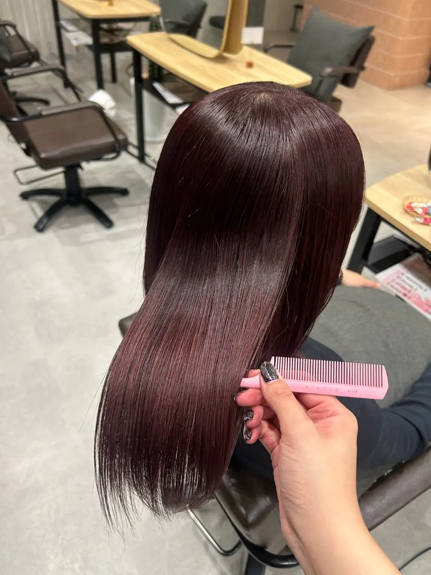 カラー Sakura / Fier umedaのヘアスタイル