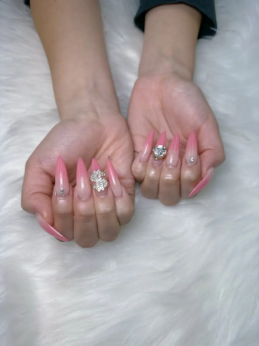 ネイル ピンク ハンドネイル Kingnail Emiのネイルデザイン