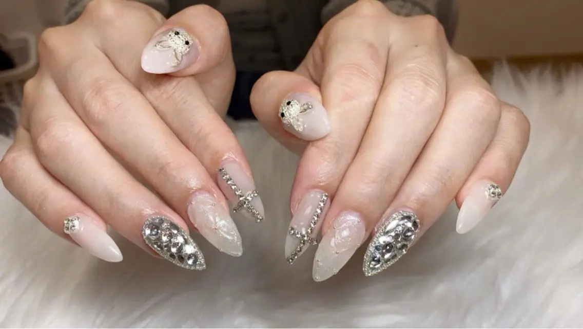ネイル REI nailのネイルデザイン