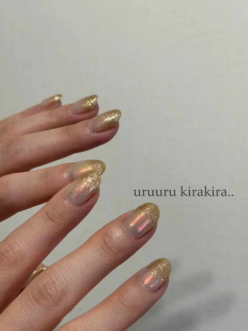 ネイル キラキラネイル ハンドネイル フットネイル kiii.__ ✴︎*のネイルデザイン