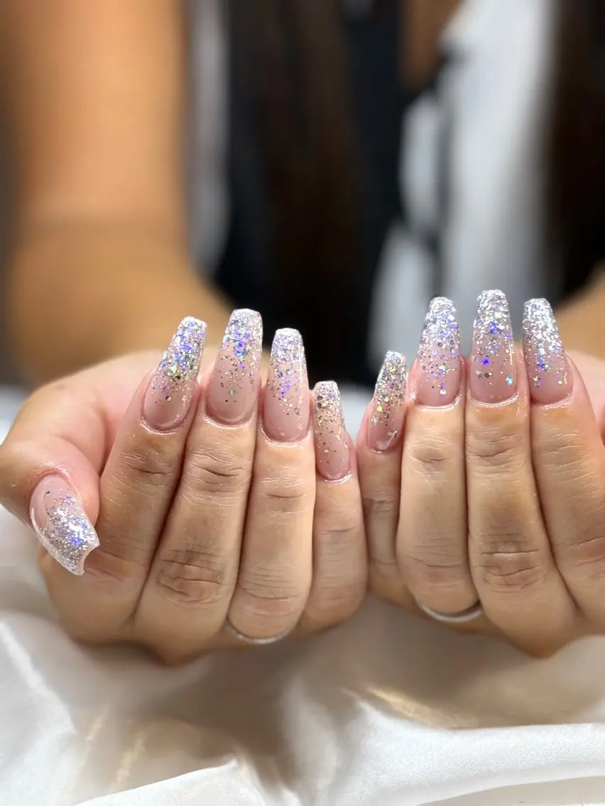 ネイル Rina 東口ネイルサロンもちのネイルデザイン