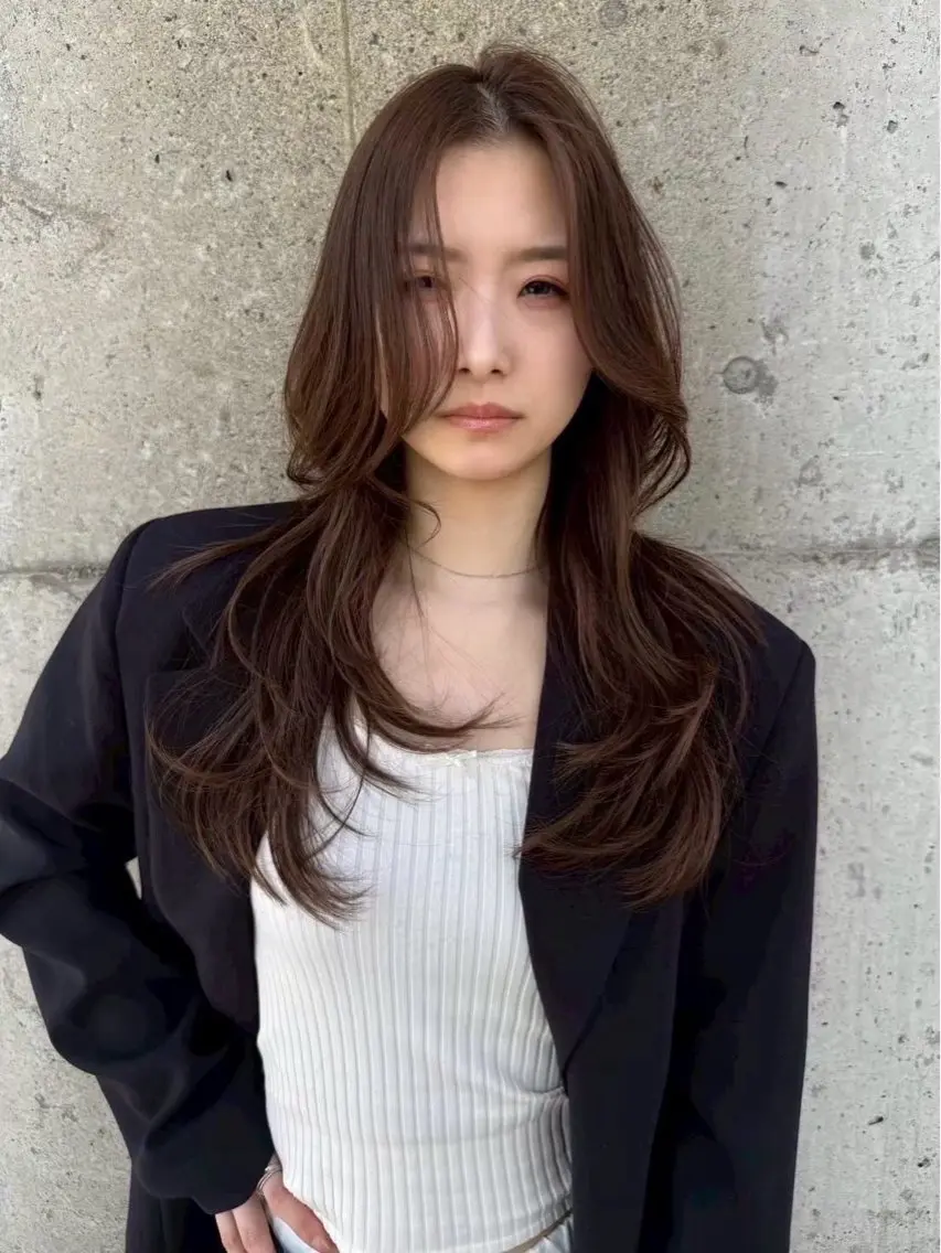 ロング 草野ゆずき⌇縮毛矯正 ⌇Wカラー⌇レイヤーのヘアスタイル