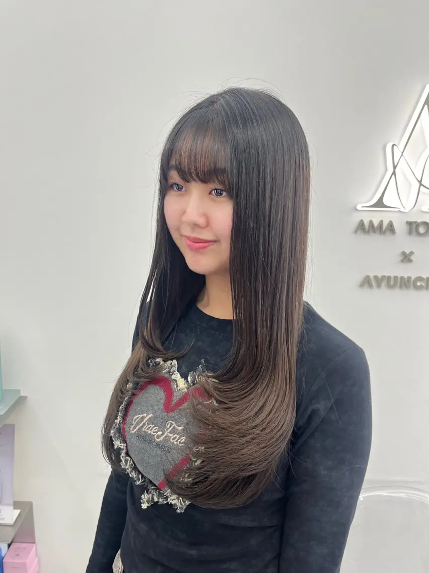 ロング 韓国ヘア/レイヤー/ 顔まわり足立遥奈のヘアスタイル