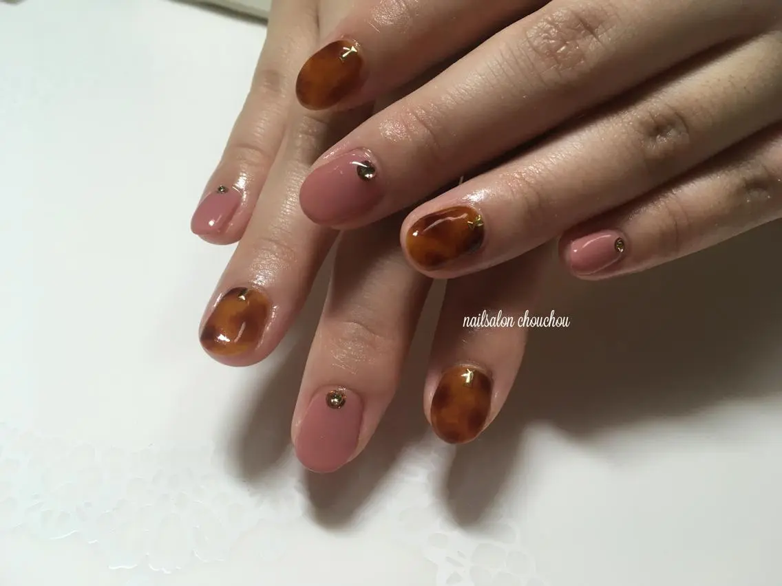 ネイル 爪のお悩みサロン シュシュエットのネイルデザイン