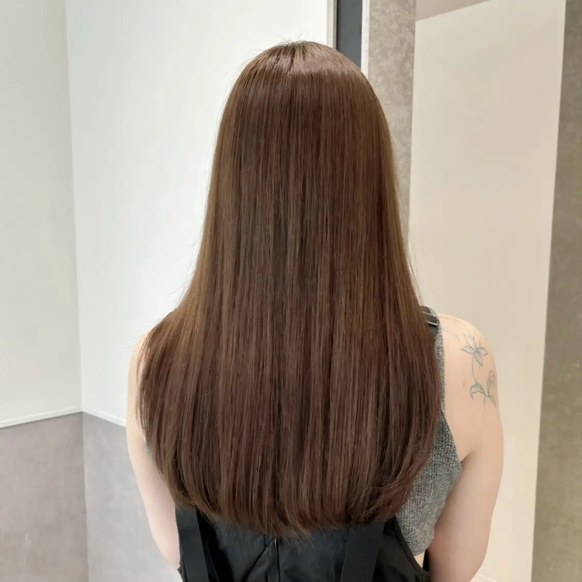 ロング カラー ベージュカラー ベージュ🤎透明感 カラー🤎anriのヘアスタイル